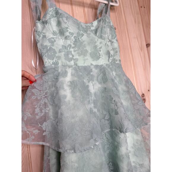 NWT Lulus Glamorous Sweetie Sage Burnout Tie-Strap Bustier Midi Dress Gala L - Picture 5 of 9
